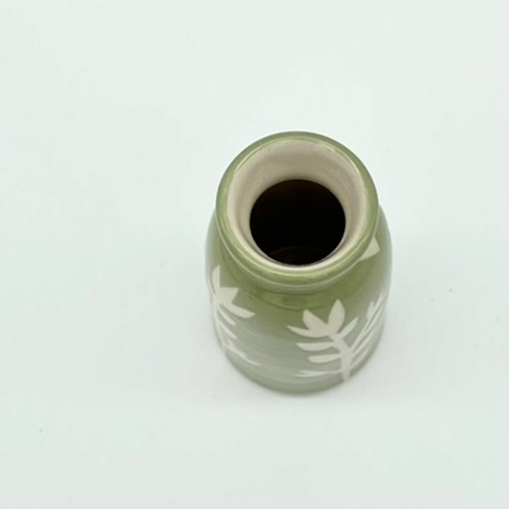 handmade-pottery-slim-green-leaf-stem-bud-vase