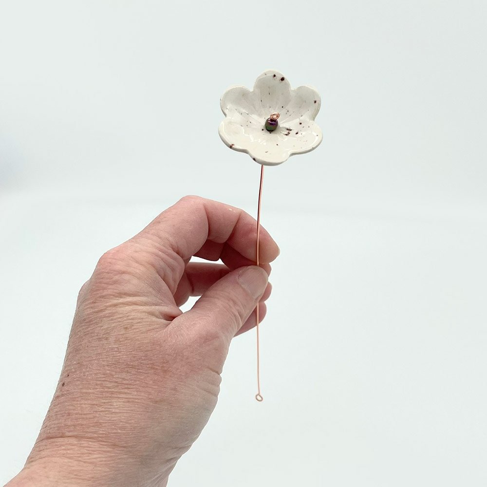 Lucy-Ormsby-pottery-ceramic-flower-white-stem