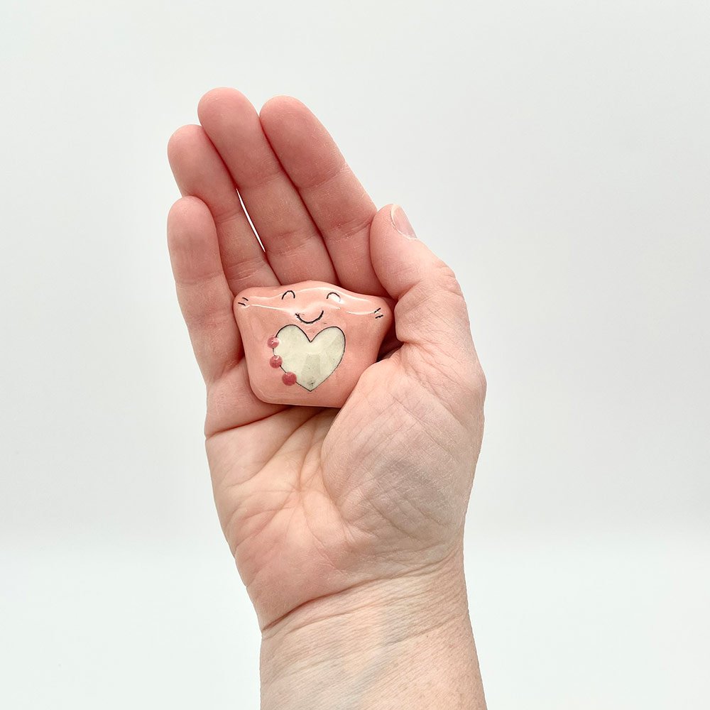 Lucy-Ormsby_Pottery-Hug-Nuggets-Pink