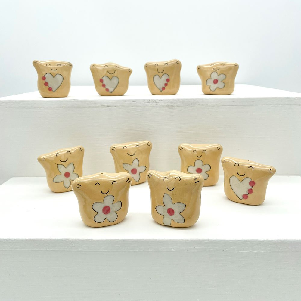 Lucy-Ormsby_Pottery-Hug-Nuggets-Green